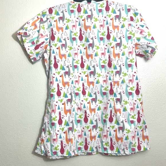 Small Llama Scrubs Top - Picture 6 of 9